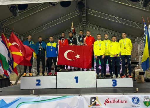 Adrian Garcea, medalie de bronz cu echipa României la Campionatul Balcanic de Cros. Atletul de la CSM Târgu Jiu a alergat în cursa de 10 000 de metri