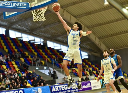 CSM Târgu Jiu, învinsă în ultima etapă din sezonul regulat. CSM Târgu Jiu – Petrolul Ploiești 68-83