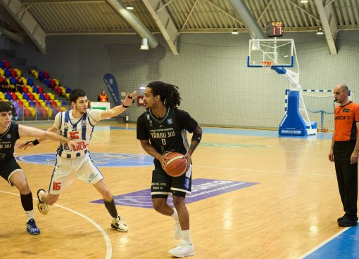 CSM Târgu Jiu vs. CSM Galați 90-75. Victoria CSM Târgu Jiu în imagini. Galerie FOTO