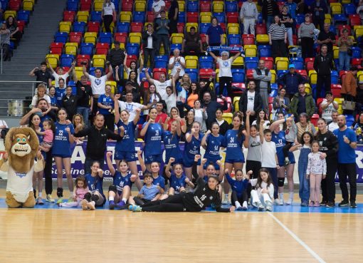 Începe Turneul Final J3 Feminin de la Brașov! Junioarele 3 CSM Târgu Jiu, între cele mai bune 8 echipe din țară. Mult succes handbalistelor CSM Târgu Jiu!