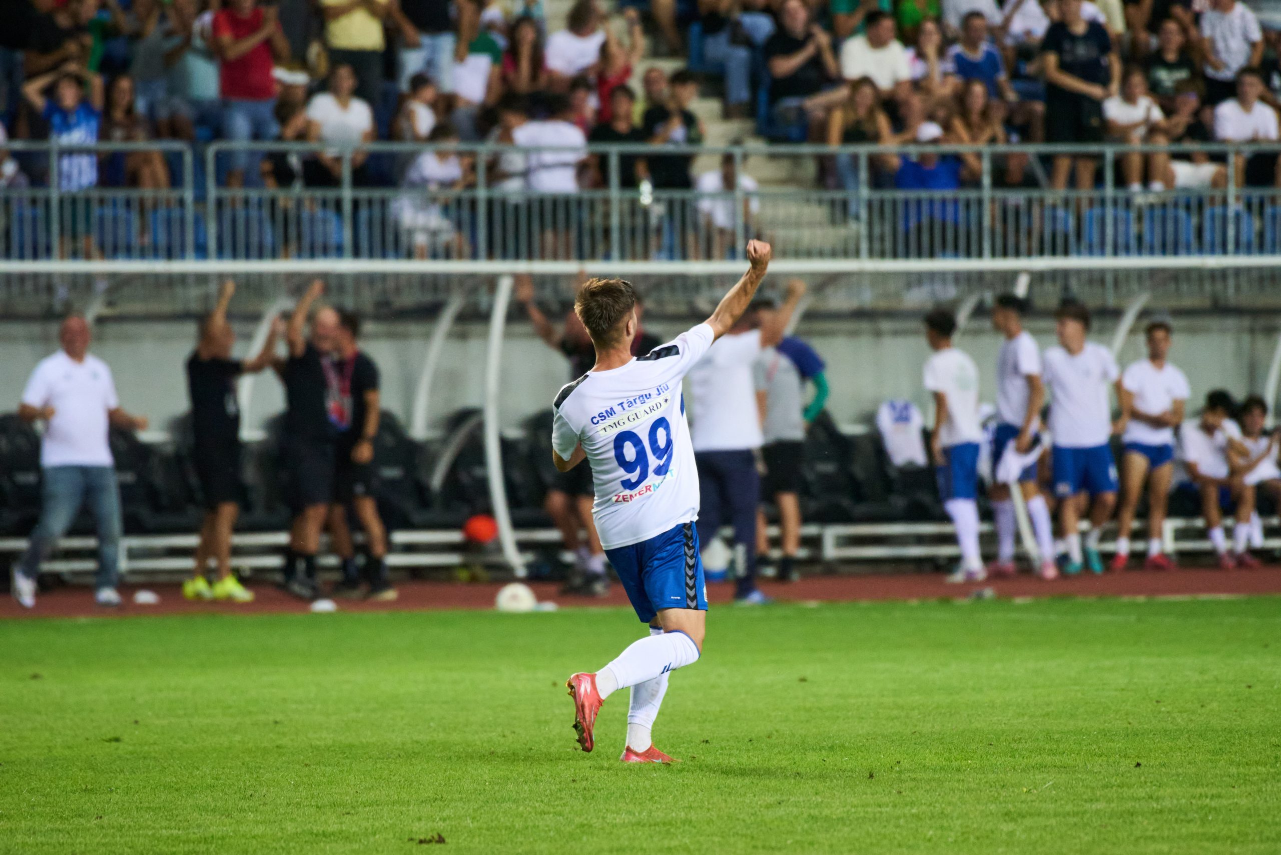 CSM Târgu Jiu -ACSO Filiași 3-1. Prima victorie pe teren propriu, în imagini. Galerie FOTO